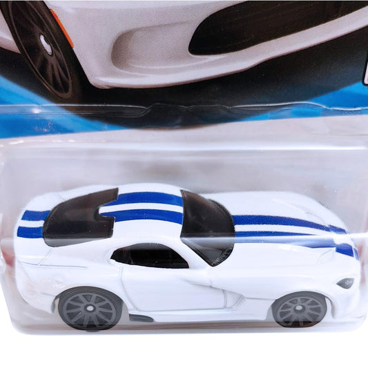 Hot Wheels 2013 SRT Viper Die-Cast Toy Car White 1:64 Scale Collectible