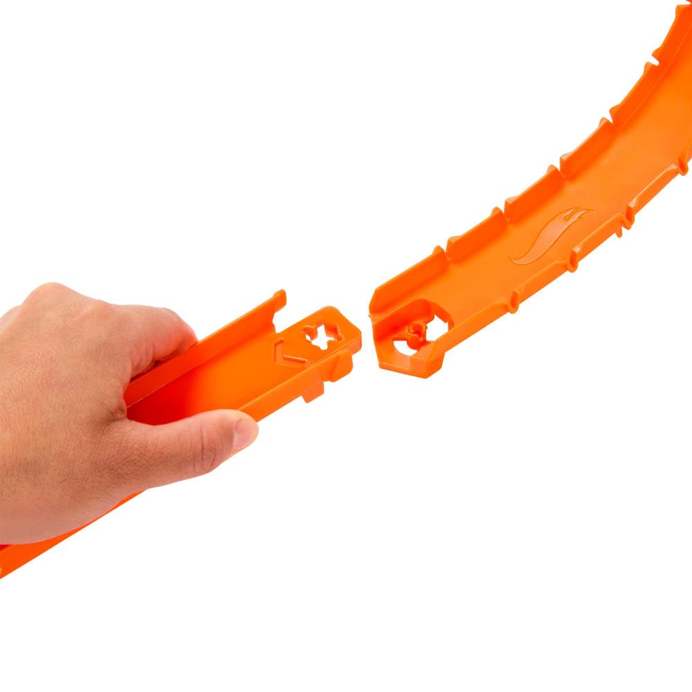 Hot Wheels Track Creator Deluxe Pack With Two Toy Cars