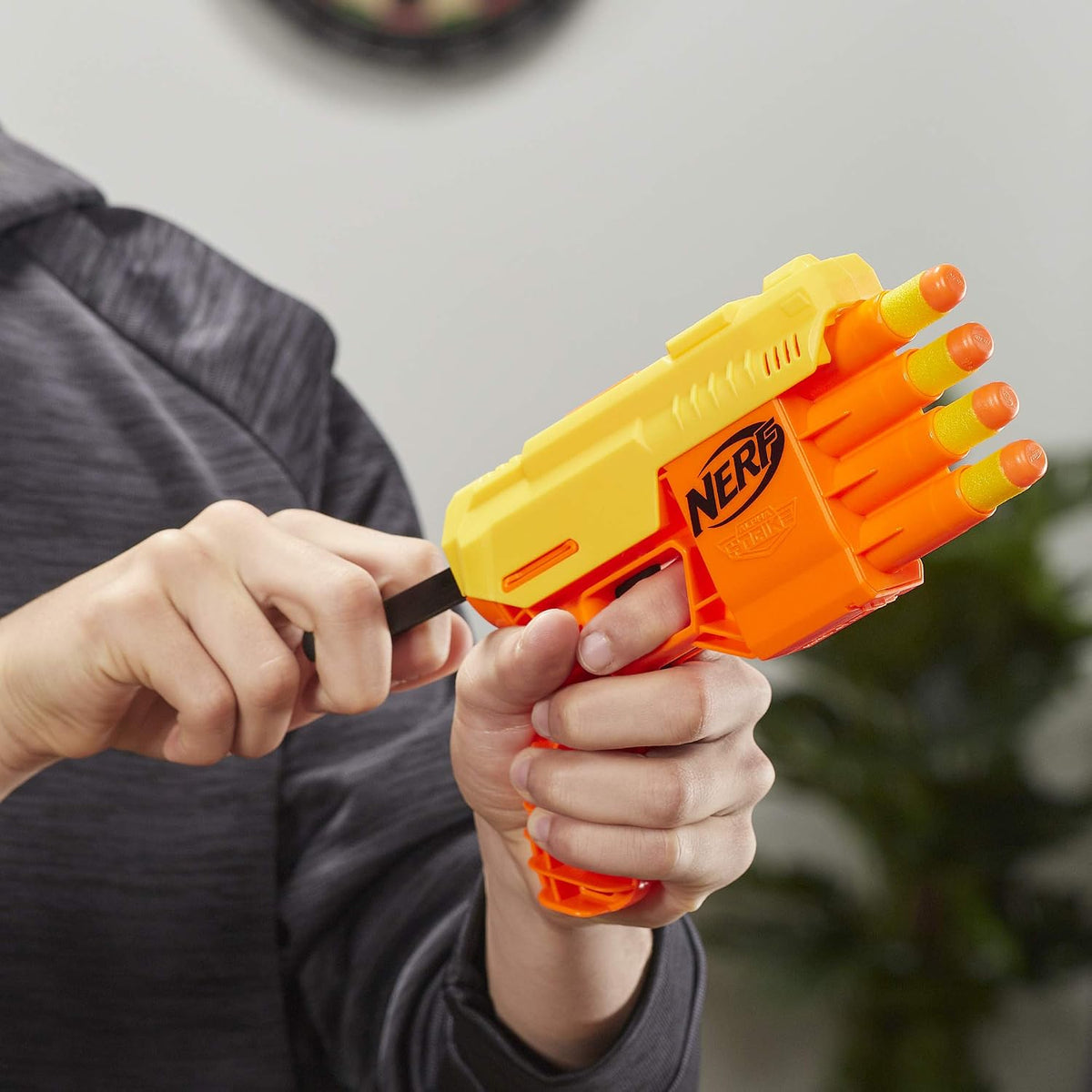 Nerf Alpha Strike Fang QS-4 Dart Targeting Set with 12 Foam Darts