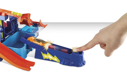 Hot Wheels Color Shifters Science Lab Playset with Colour Change