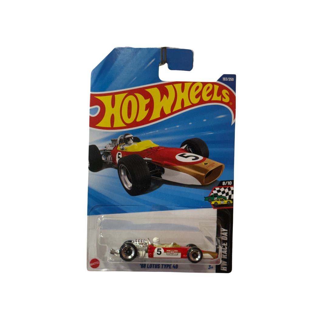 Hot Wheels '68 Lotus Type 49 | 1:64 Die-Cast Racing Car