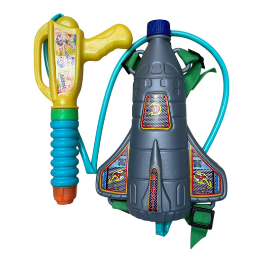 TIPTOP Water Gun with Backpack Tank | Leak-Proof Back Holding Water Blaster for Kids | Large Capacity Tank | Summer Outdoor Toy for Boys & Girls (Random Colour) TT264