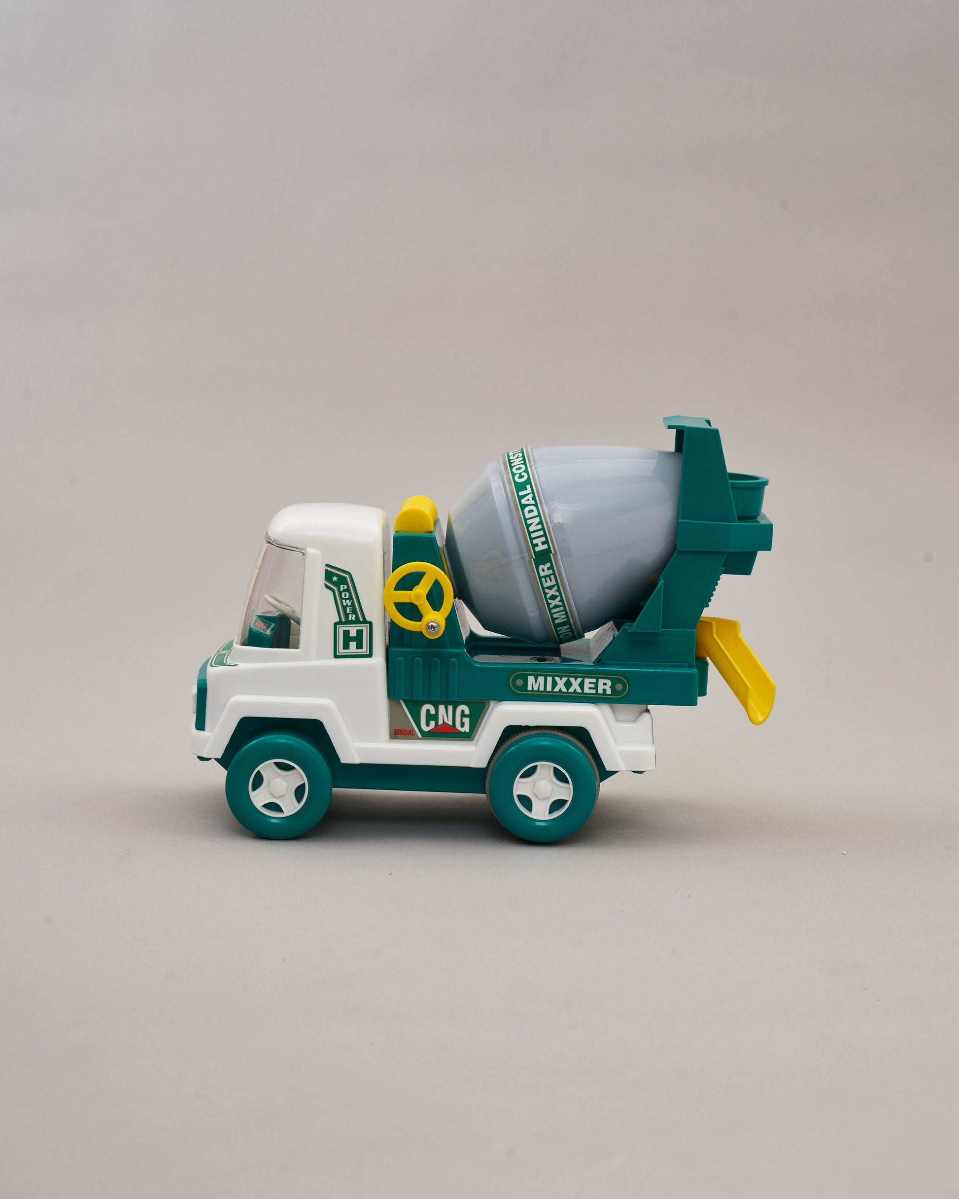 HINDAL Friction-Powered Toy Cement Mixer Truck, Realistic Rotating Drum Fun