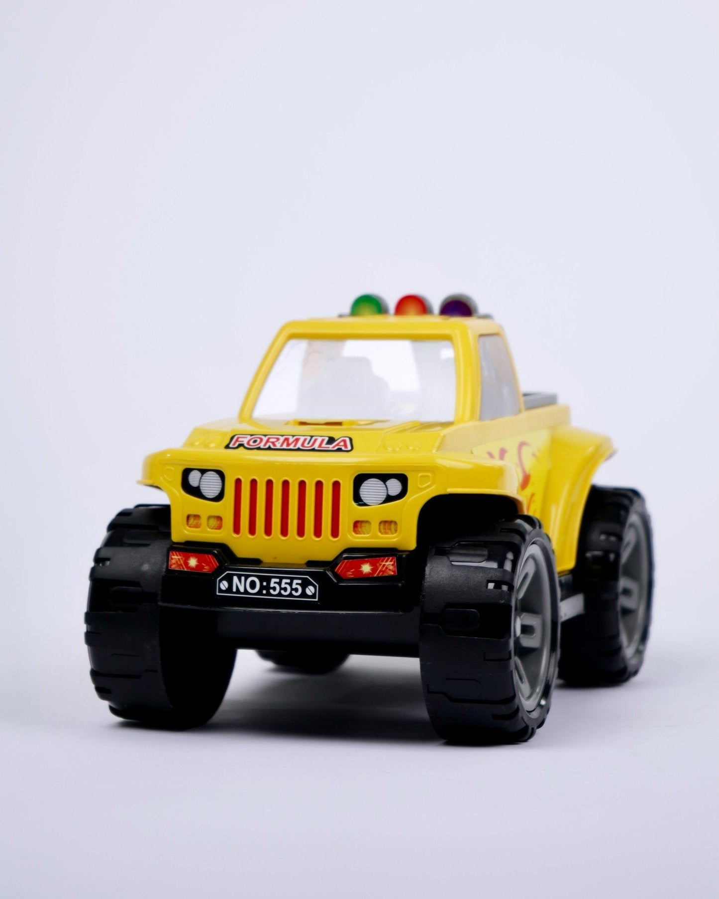 Heavy-Duty Friction-Powered Formula Racing Jeep Toy for Thrilling Adventures